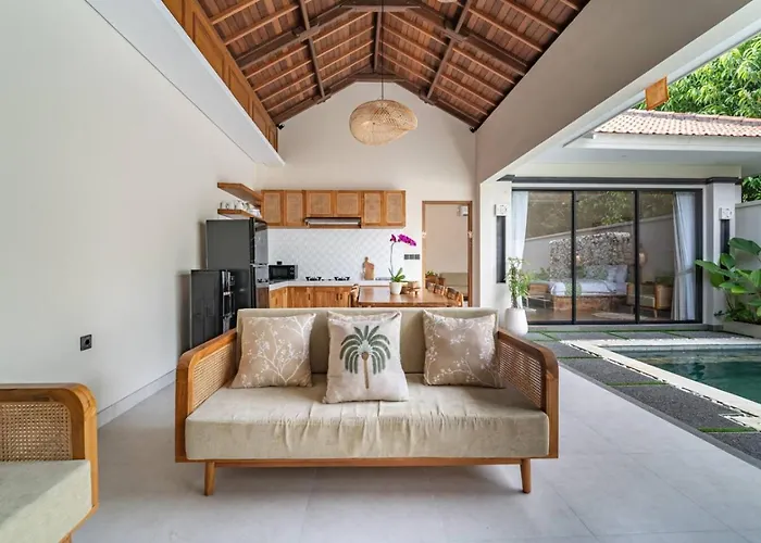 Hidden Oasis 2br & Private Pool Near 'green School' * ウブド